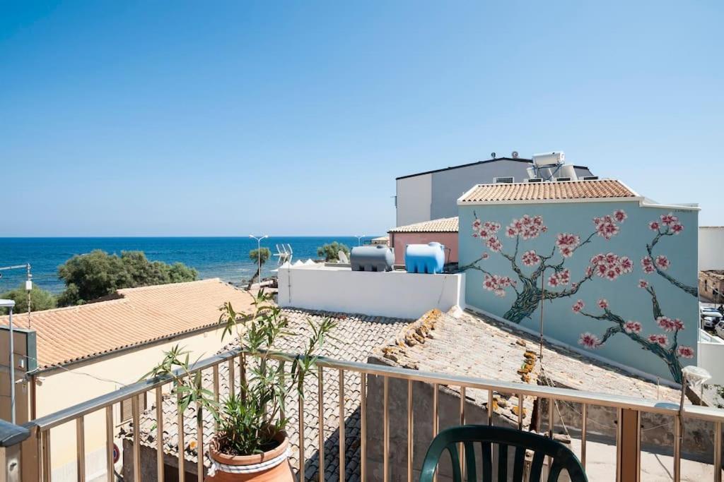 Delightful House In A Seaside Village